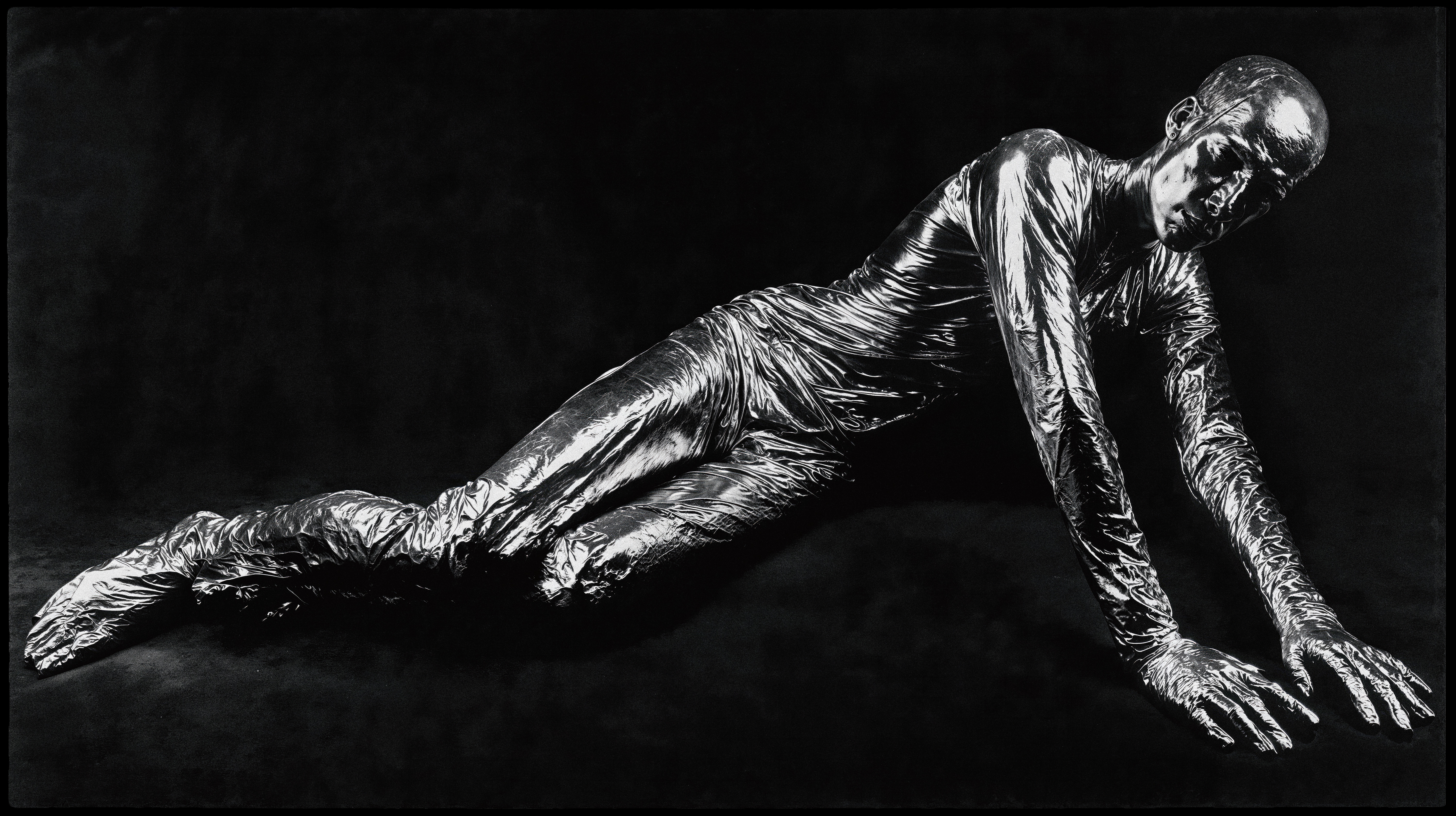 "DARKROOM" no.23