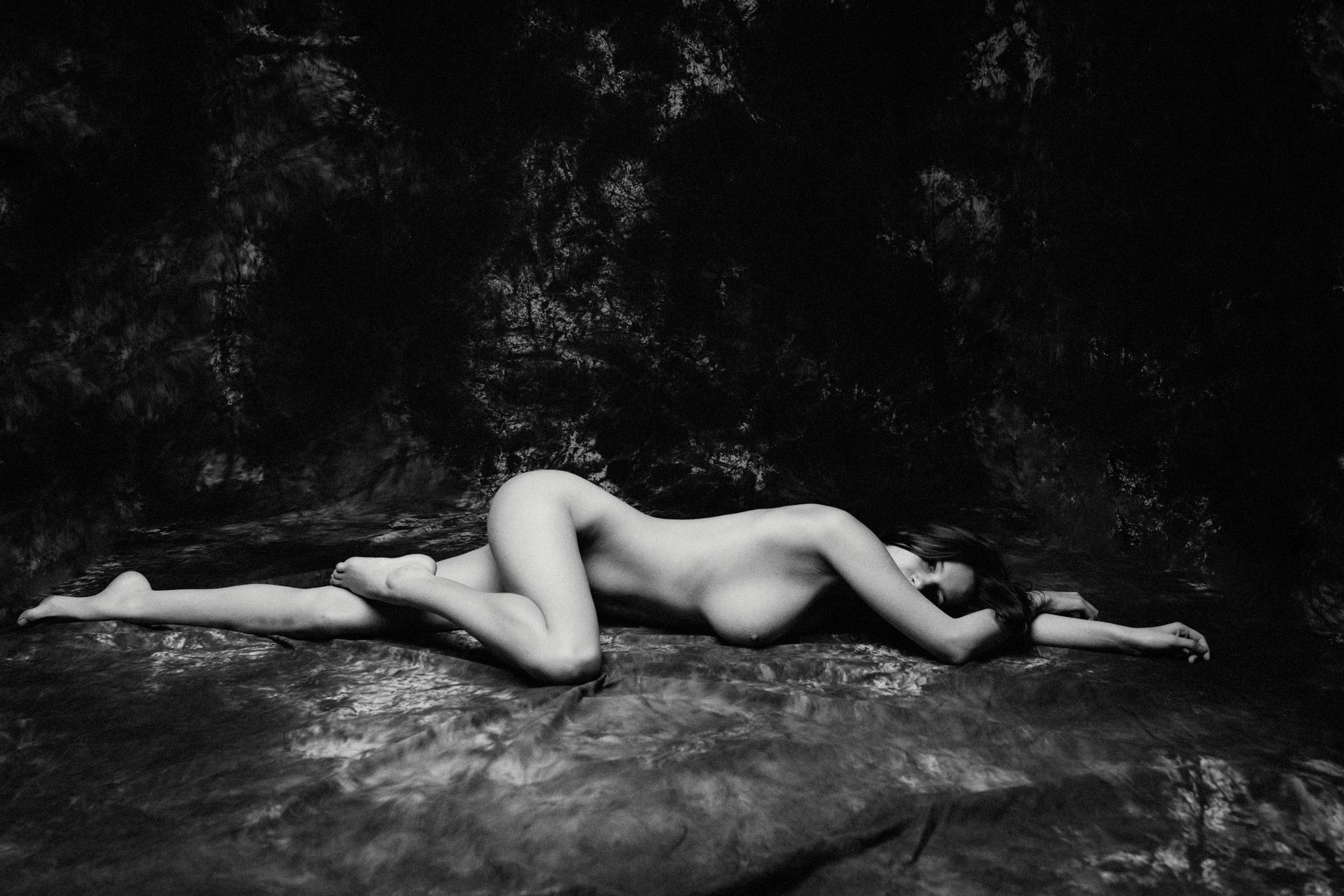 Naked Line