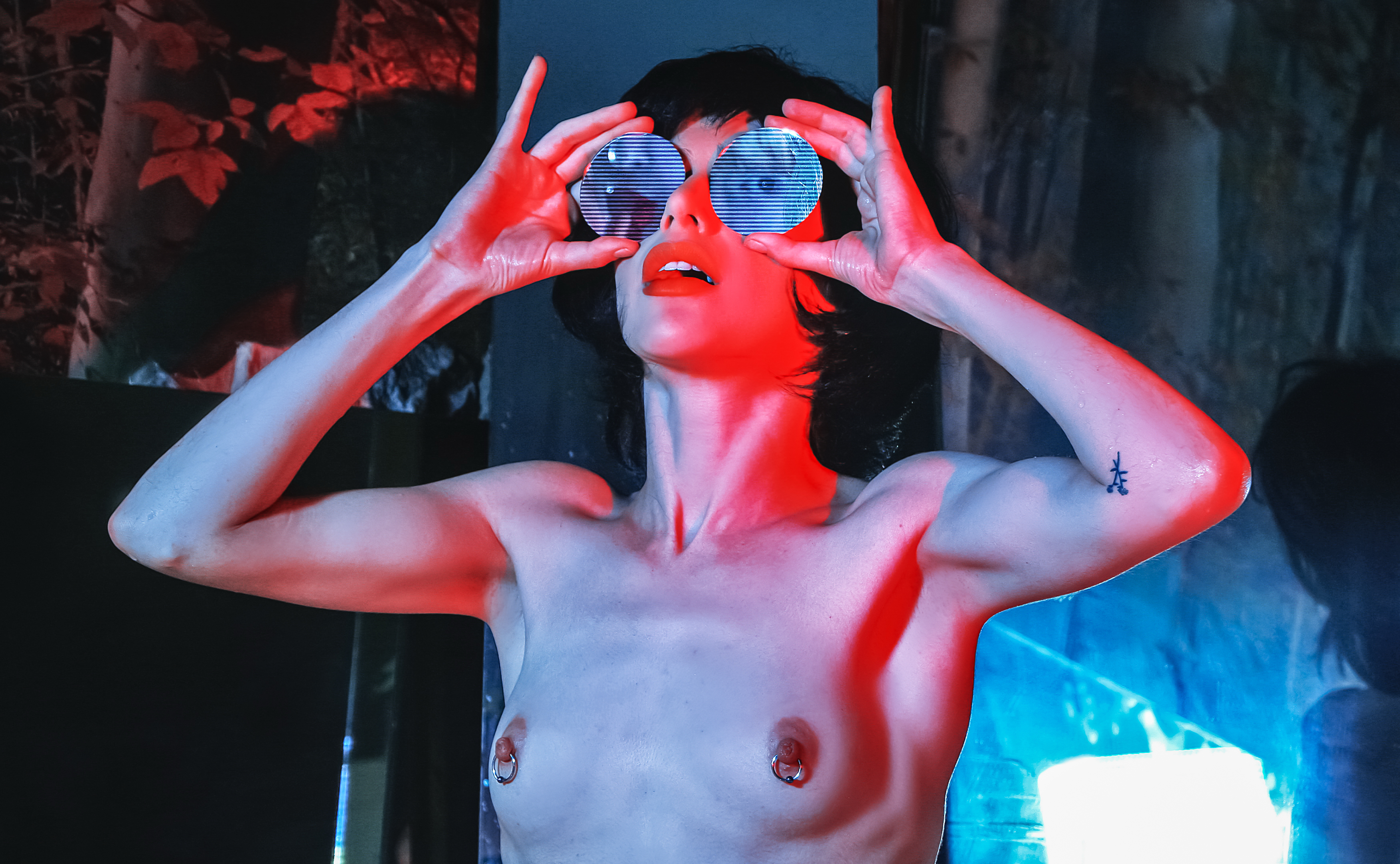 KISS LAND