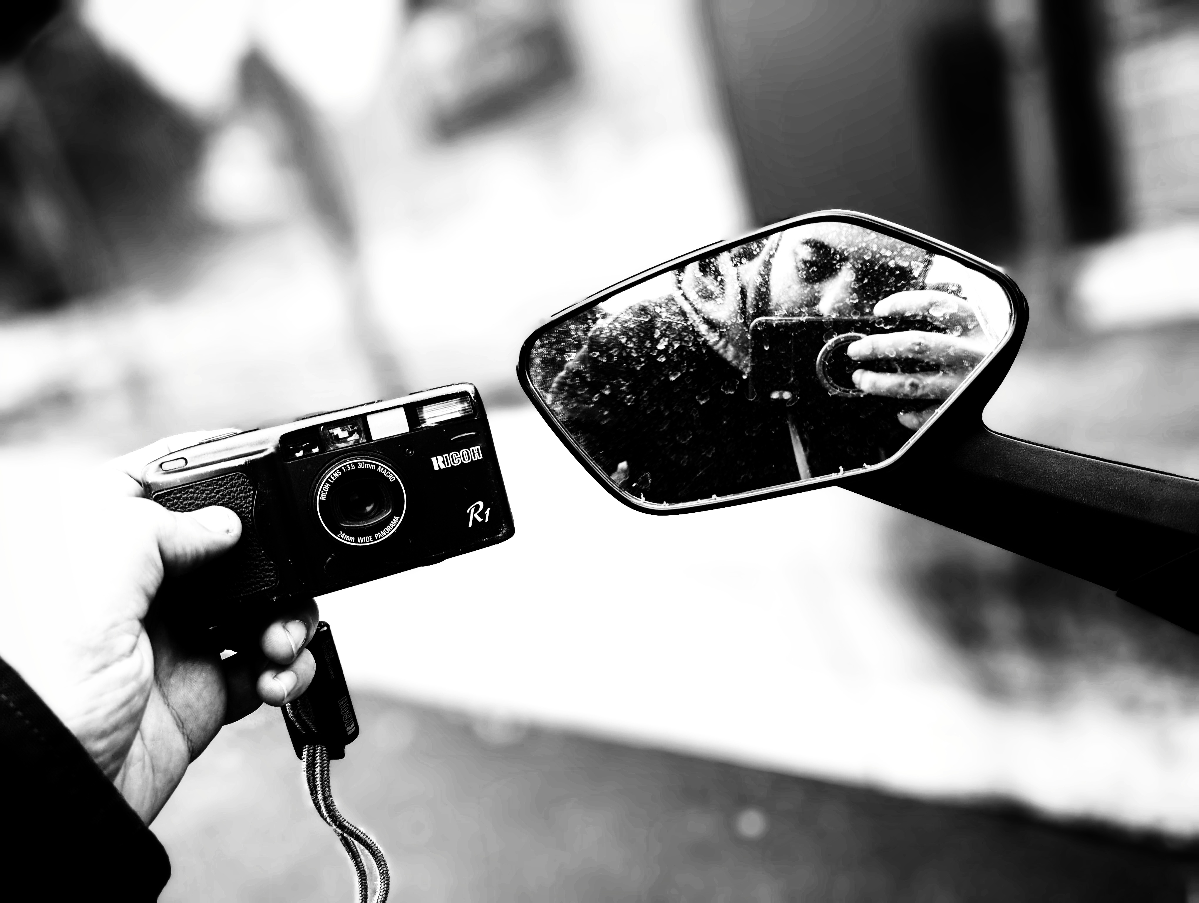 Ricoh R1 #42