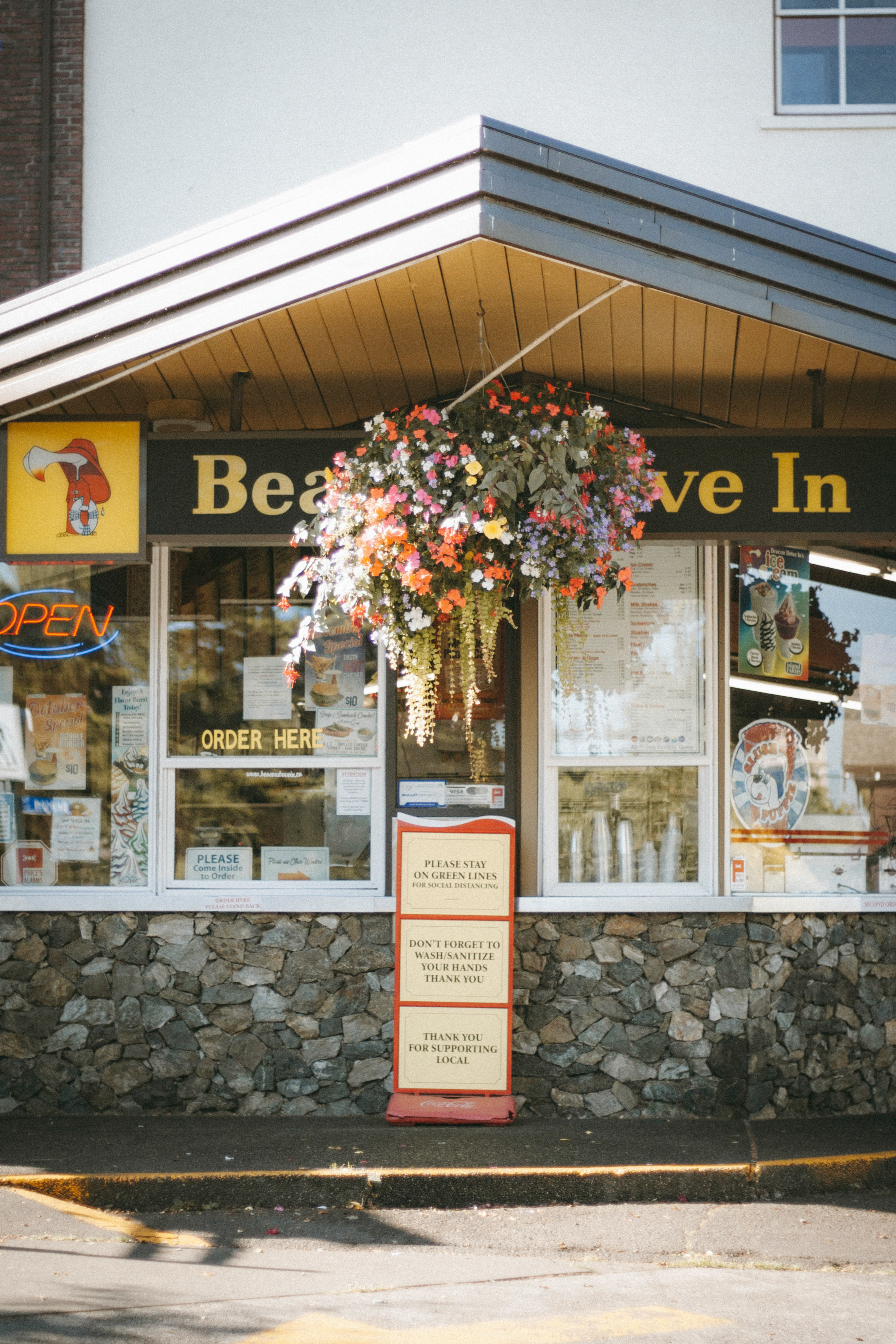 Beacon Drive-in