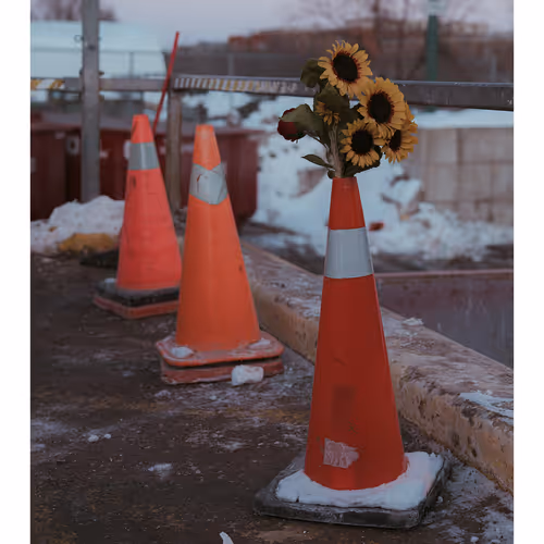 033.