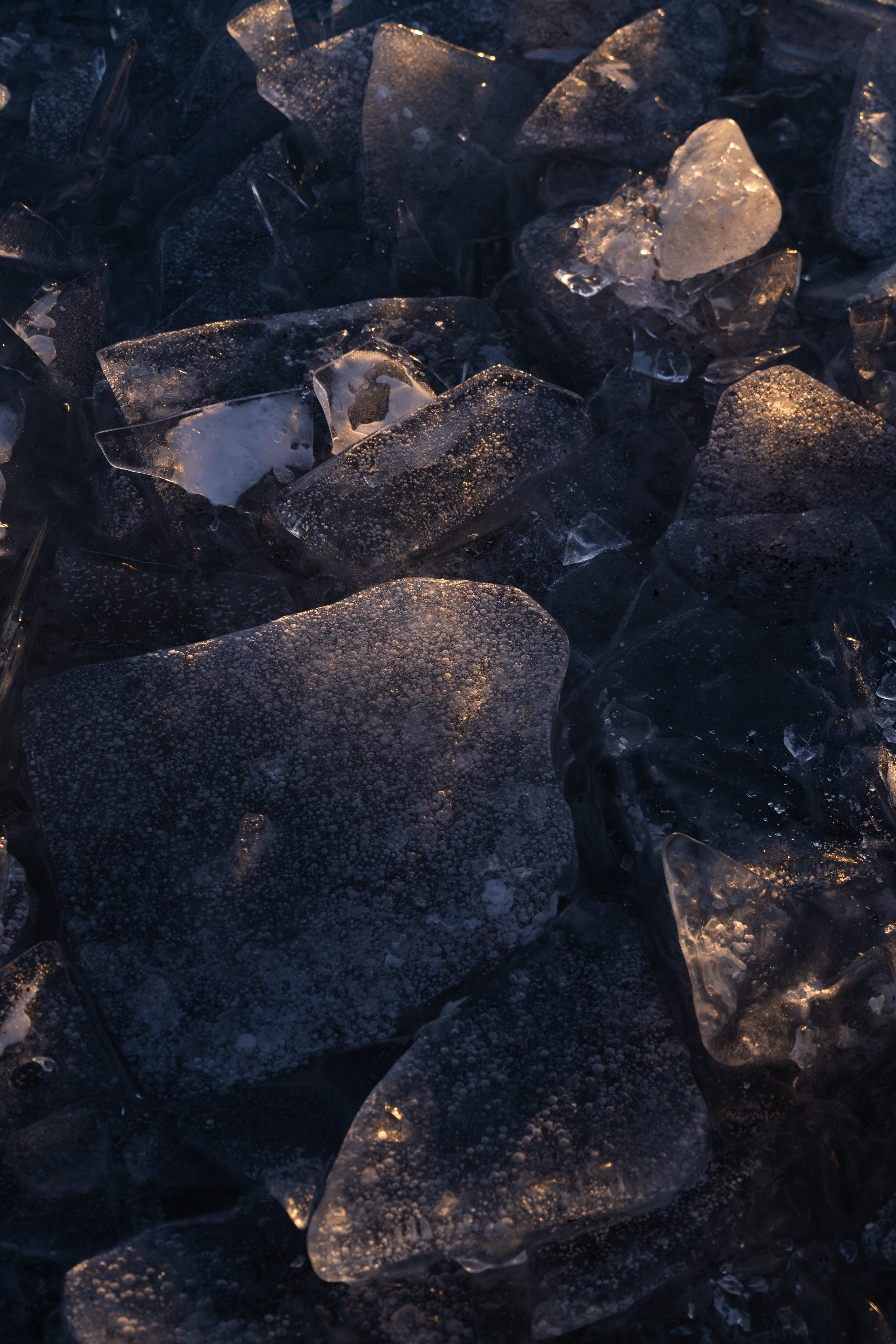 ZERO BELOW 001 //