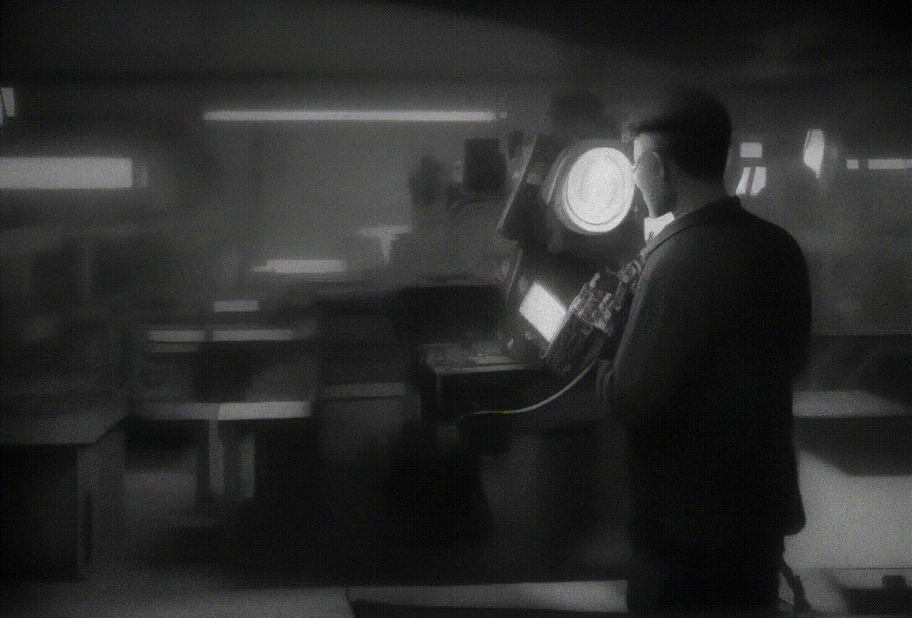MAN WITH AI MOVIE CAMERA #080