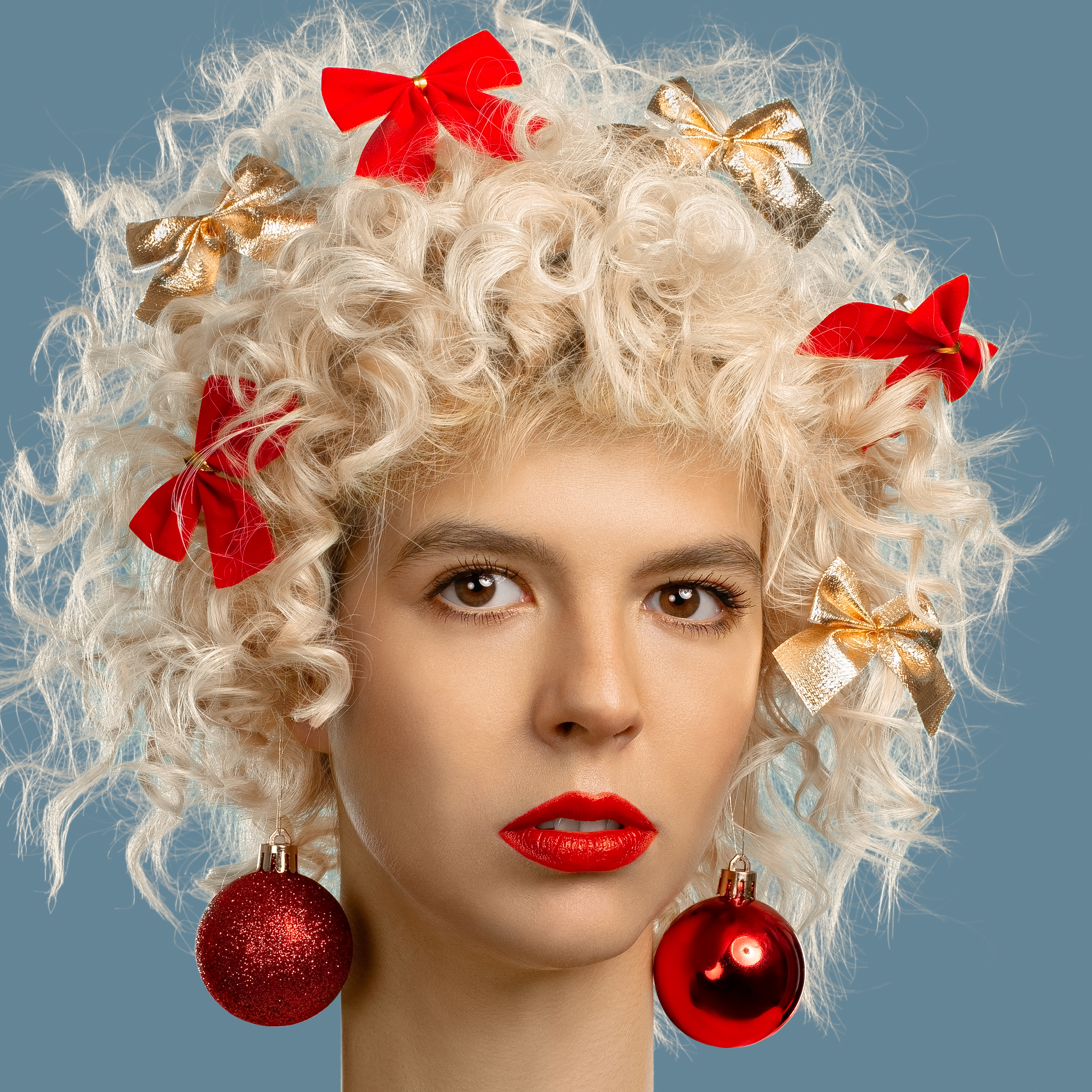 CryptoPunk 4129 is Alive (Xmas Special)