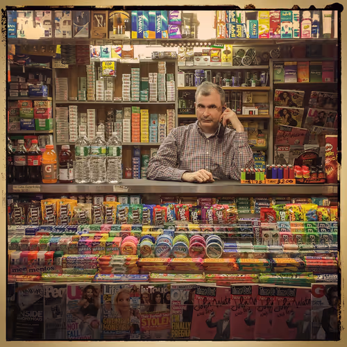 Newsstand 084