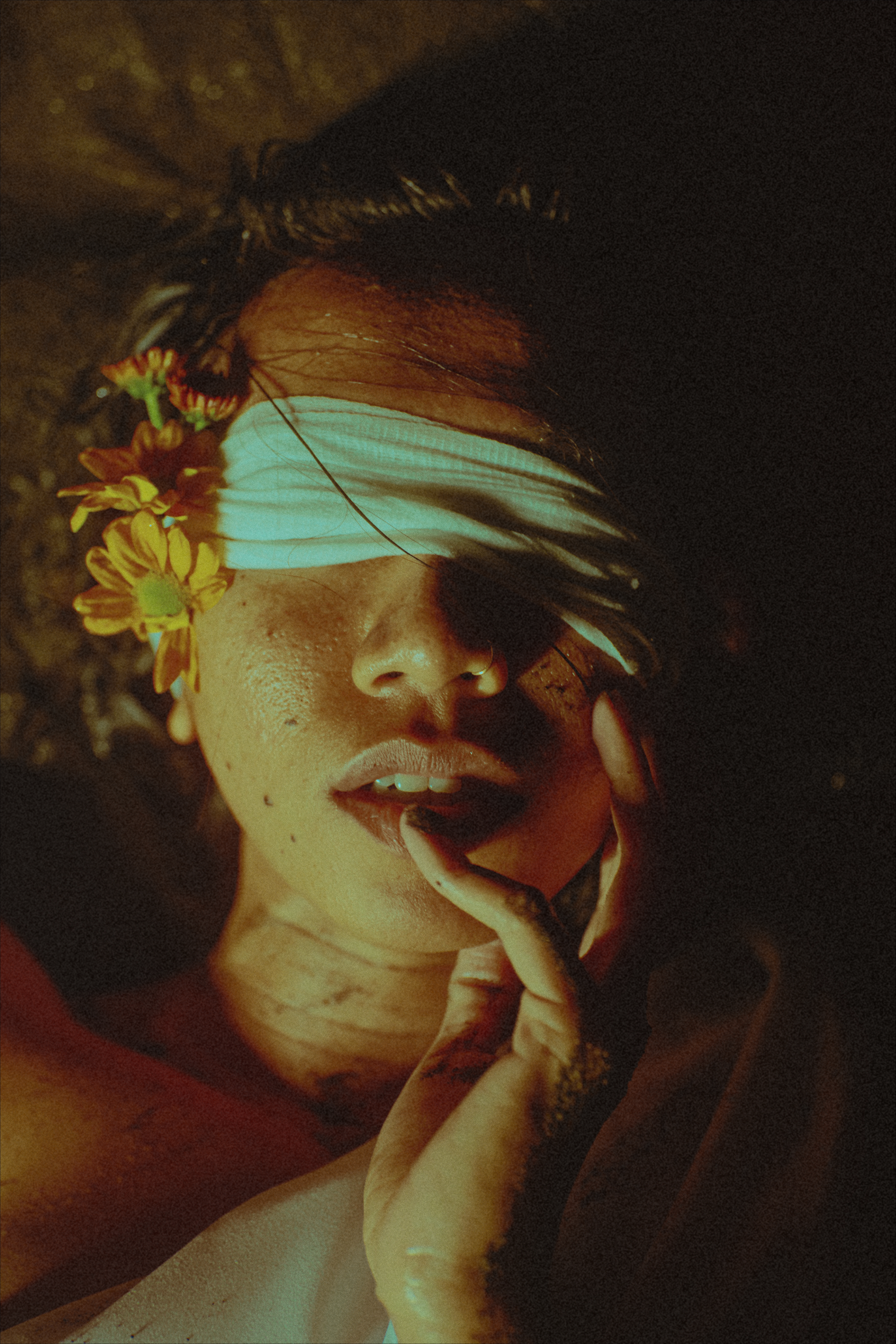 Invisible Gaze