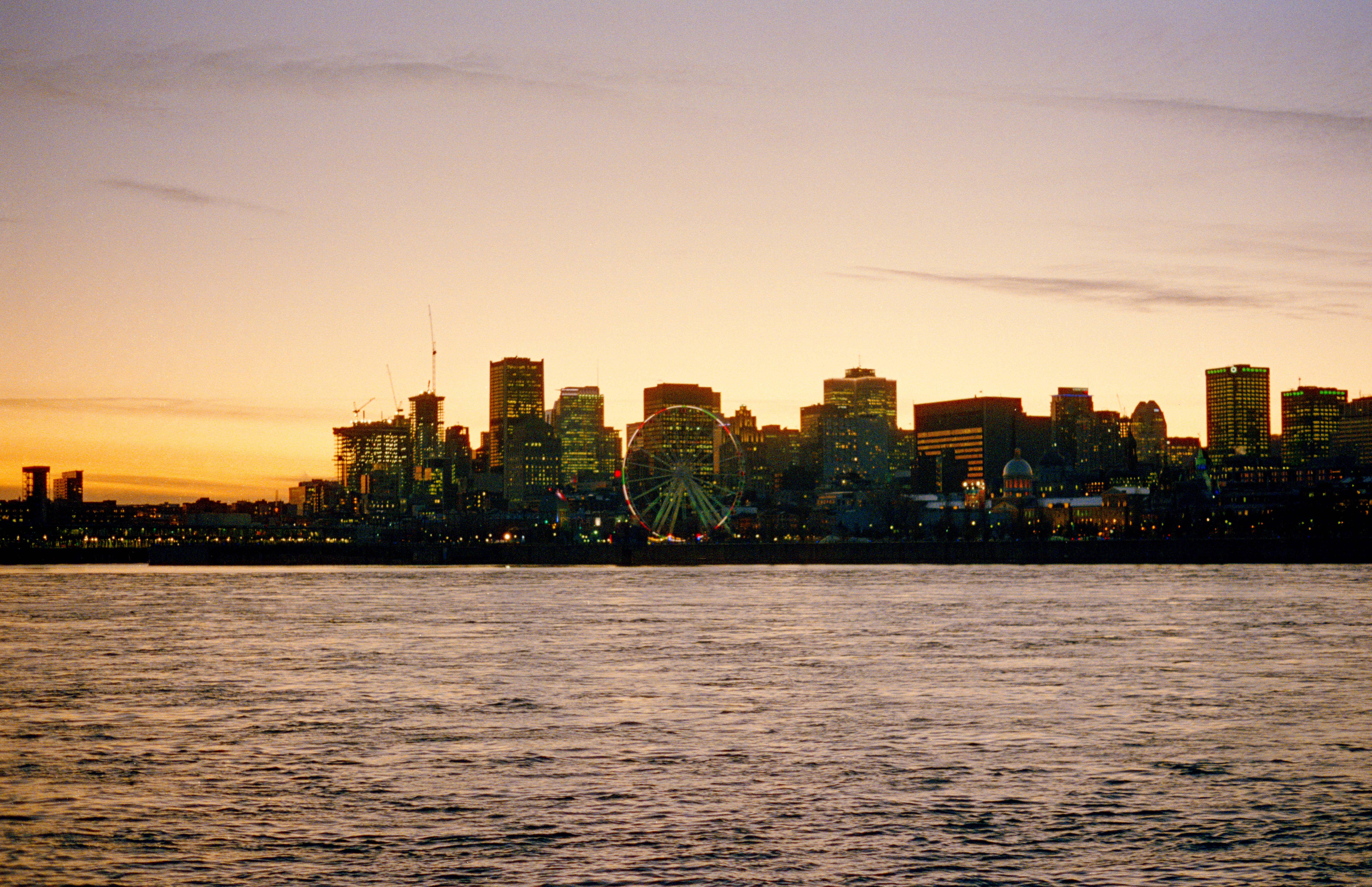 SKYLINE.mtl