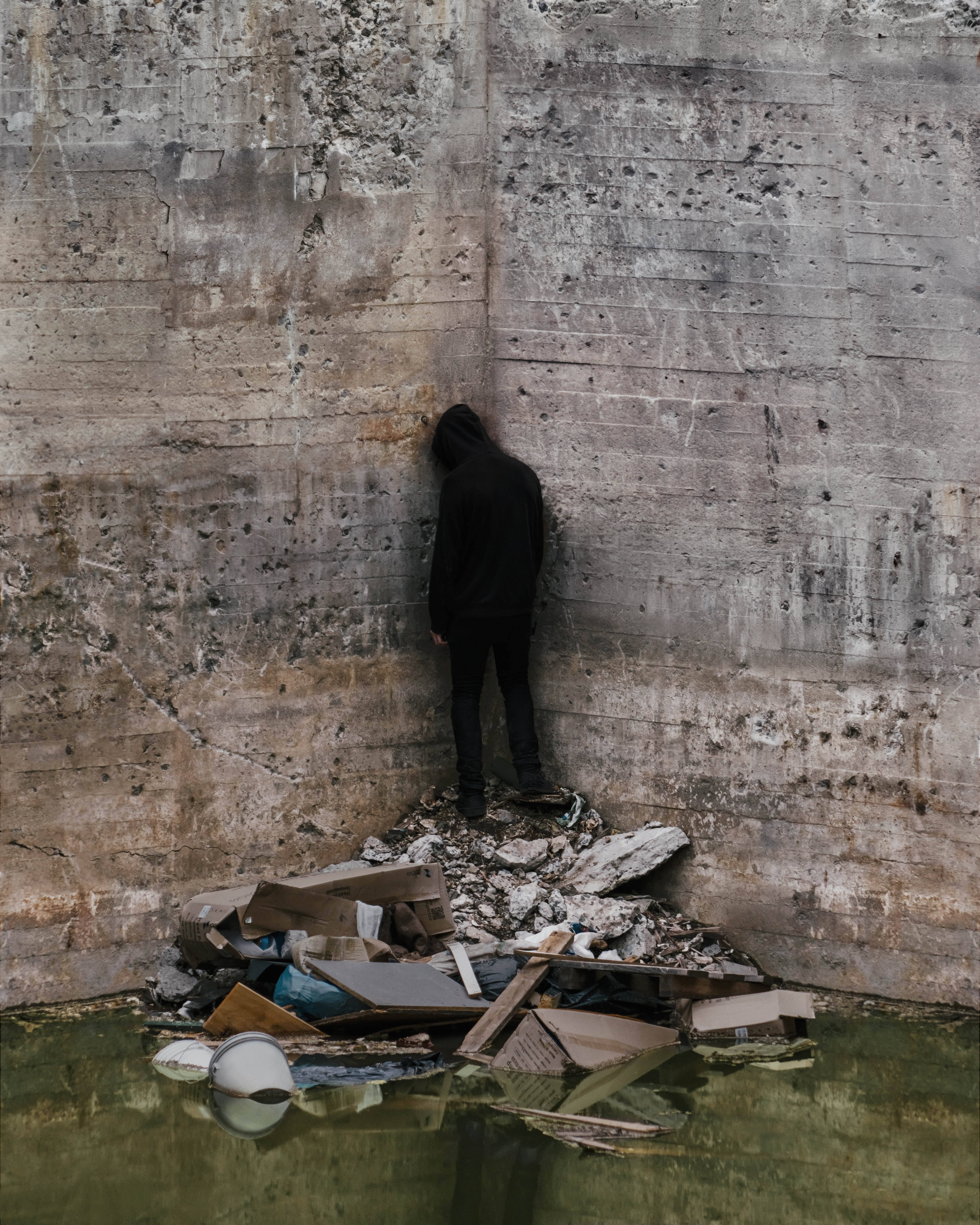 RUIN IV