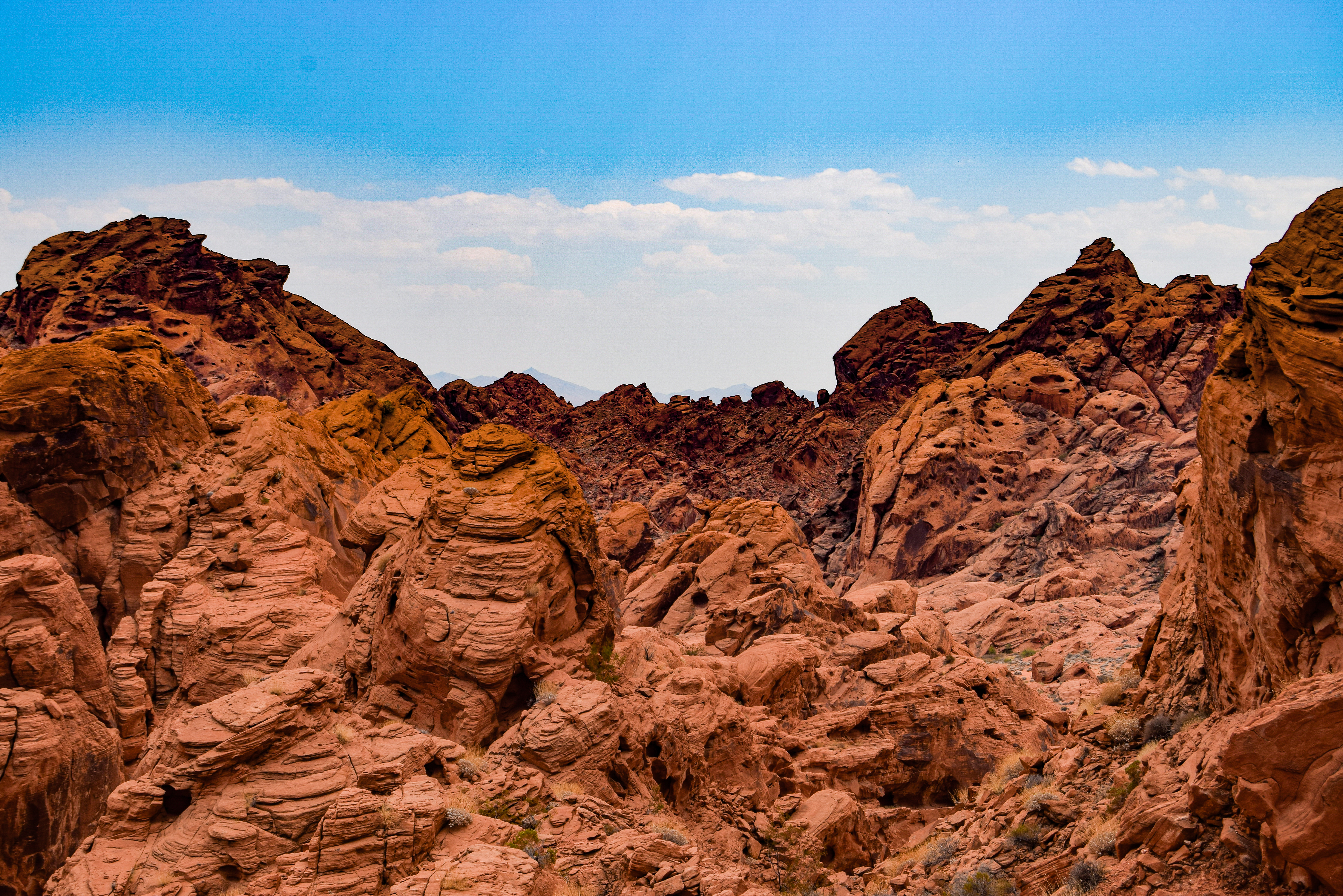 Rocks and rolls