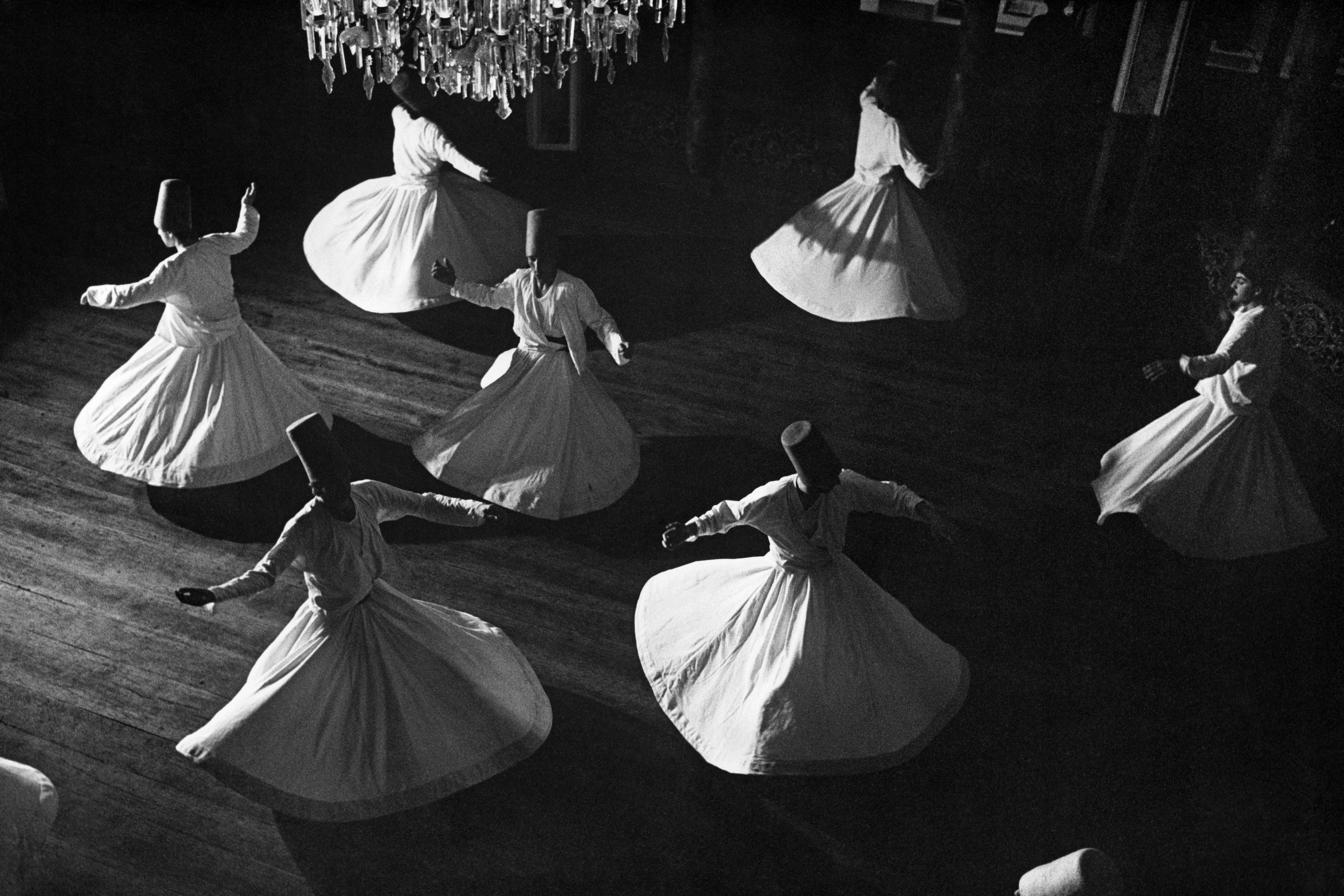 Magnum 75 #29 by Ara Güler. Istanbul, Turkey. 1986
