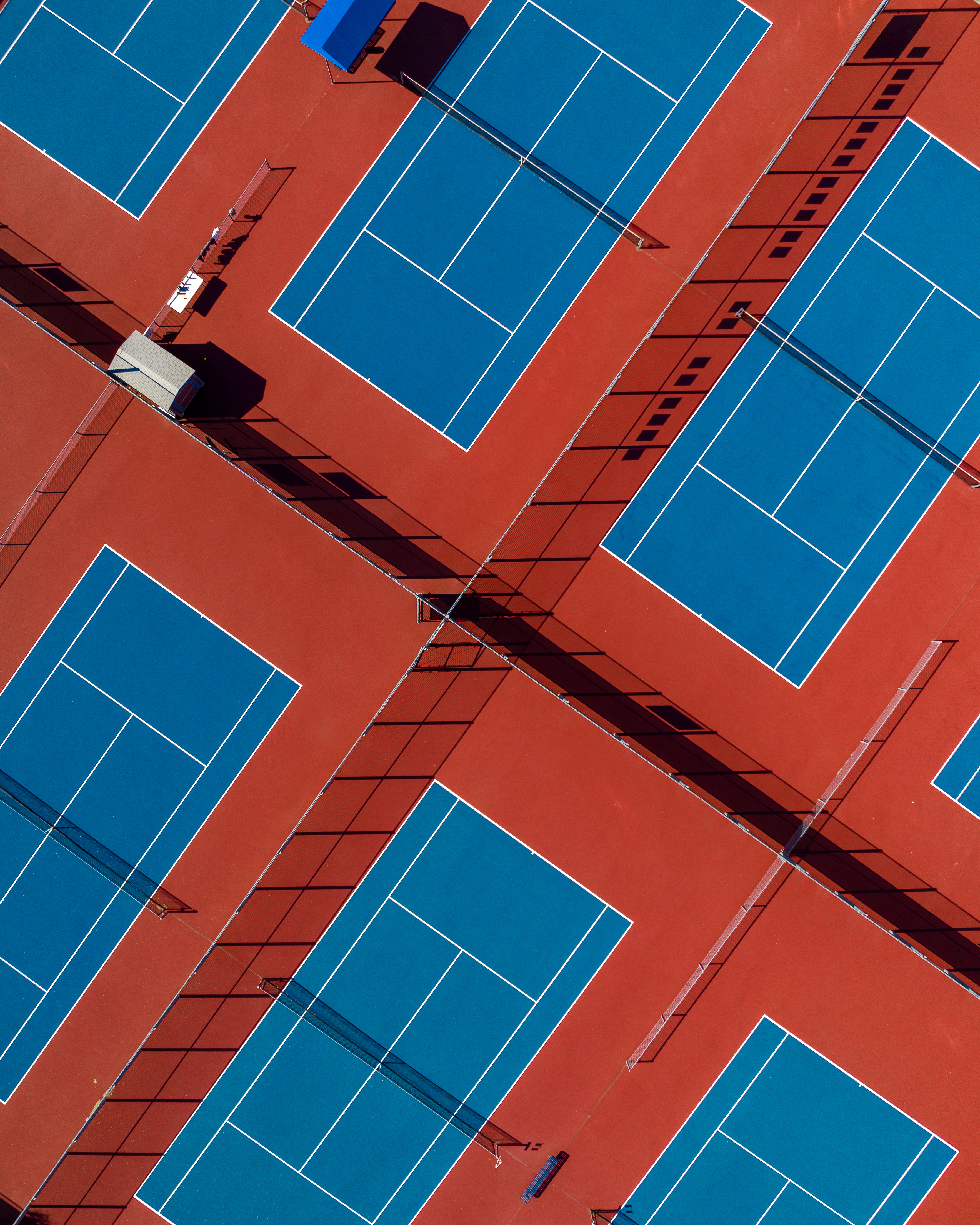 Abstract Courts 2
