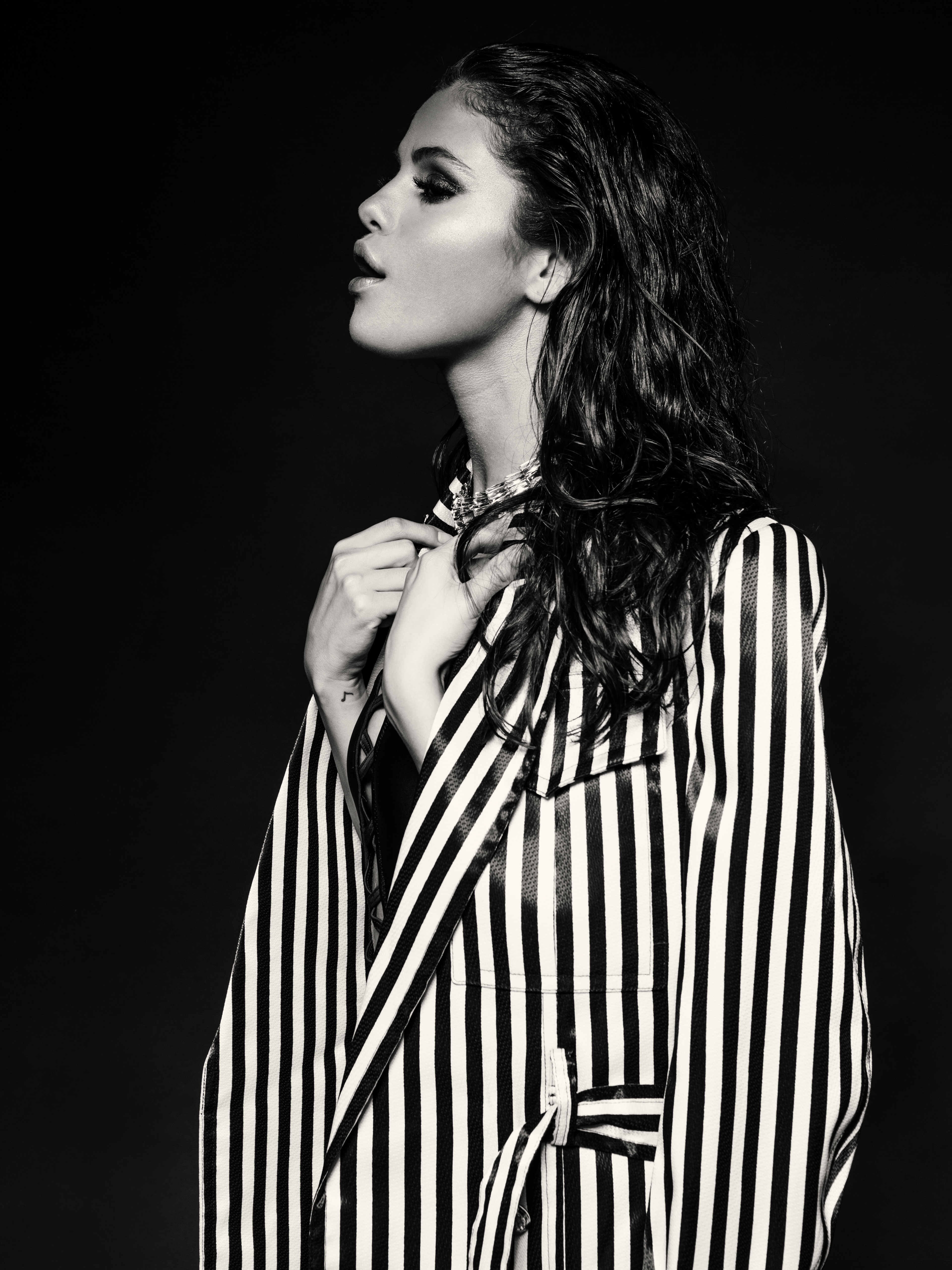 Selena Gomez Noir