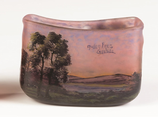 Muller Freres Cameo Vase of a Lake Scene