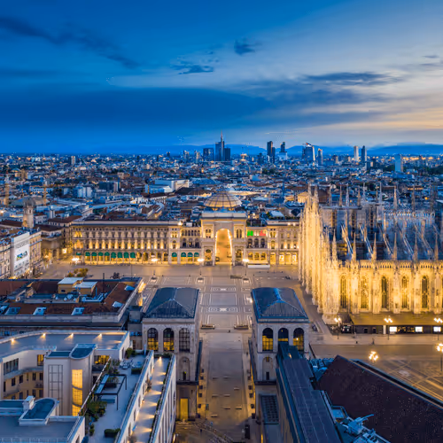The Cathedral and Galleria Vittorio Emanuele II - Cities in the era of lockdown: Milan