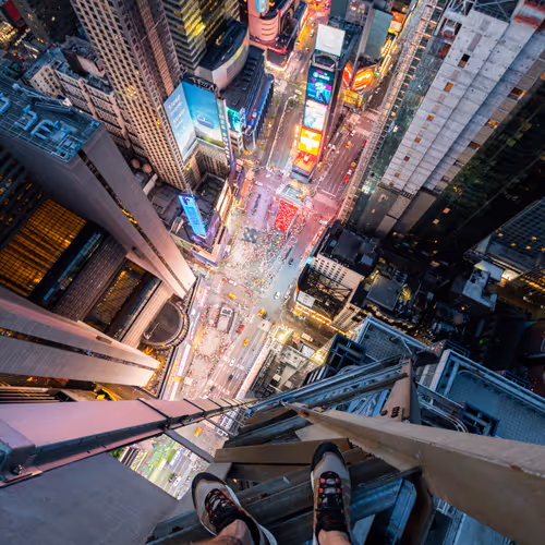 Nike's on my feet | NYC #15/27