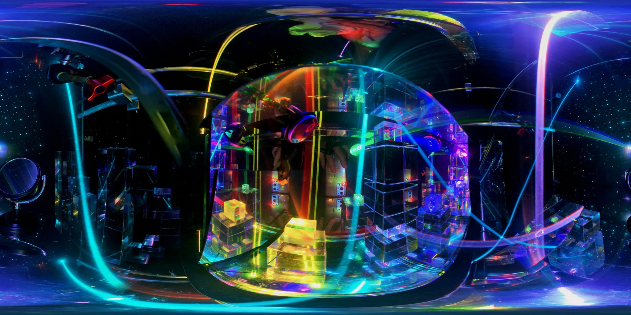 Closet Cosmos — Jul 7, 2024
