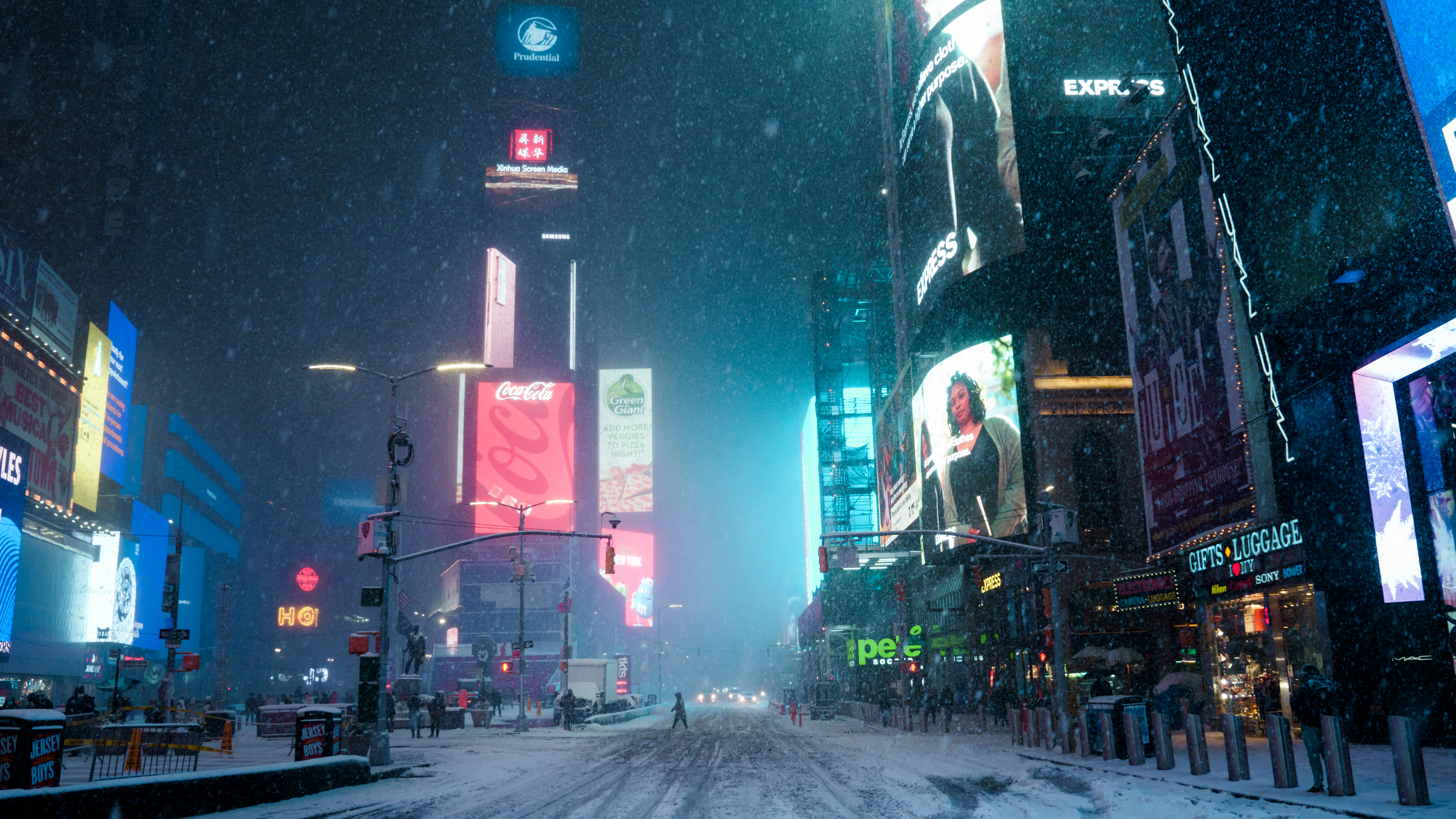 City Cinematic: A Winter's Tale