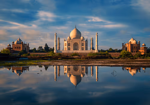TAJ MAHAL BEAUTY 