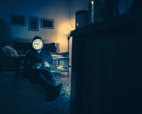 Clockman Plays videogames