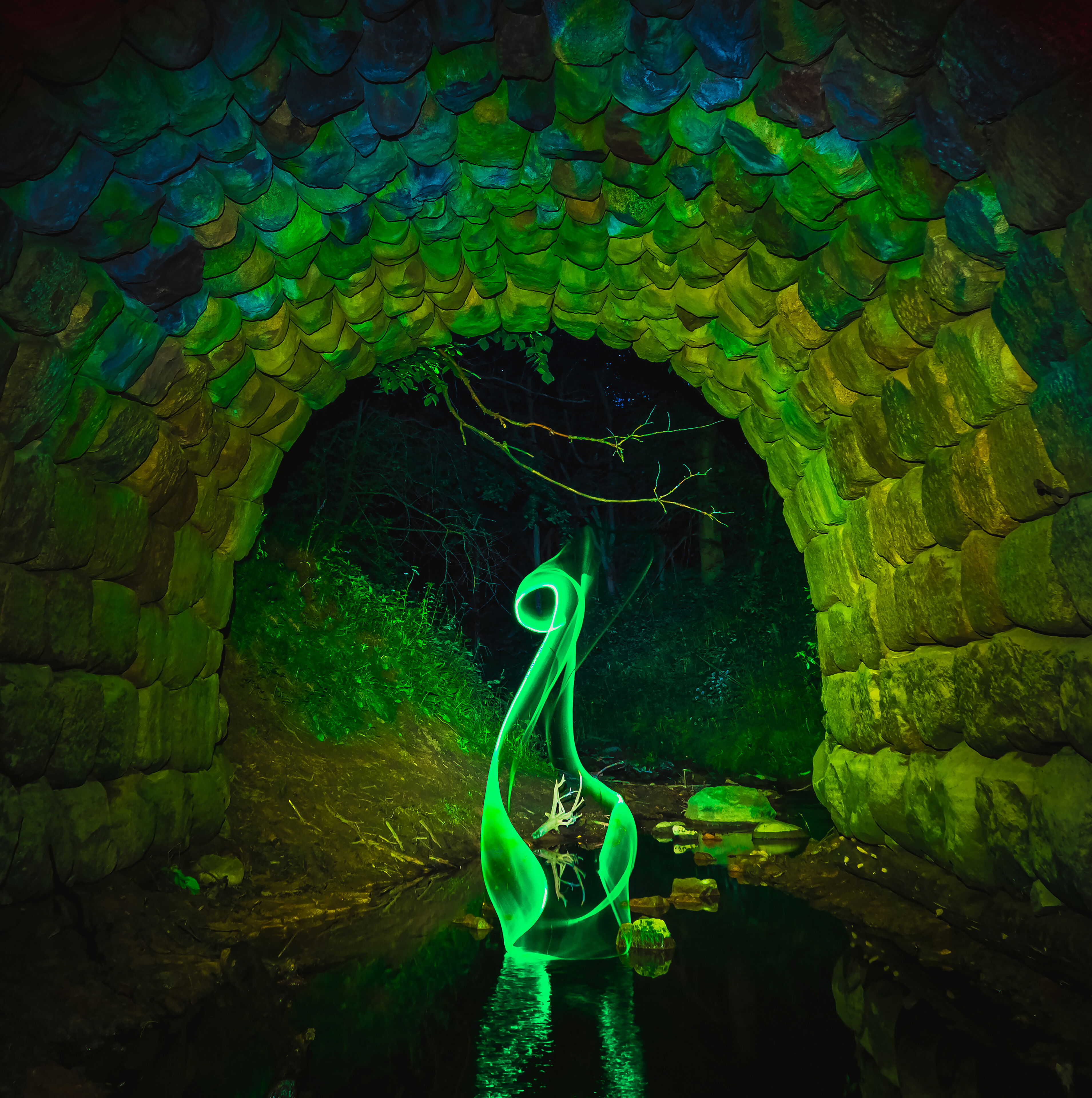 What hides the night #3