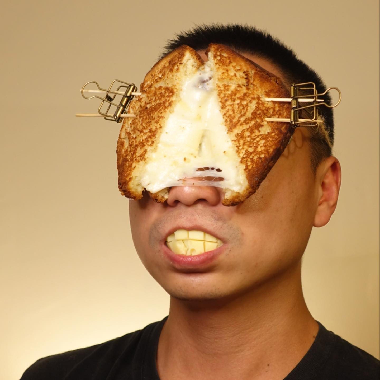 Foodmasku Specs: Chiz Grillz