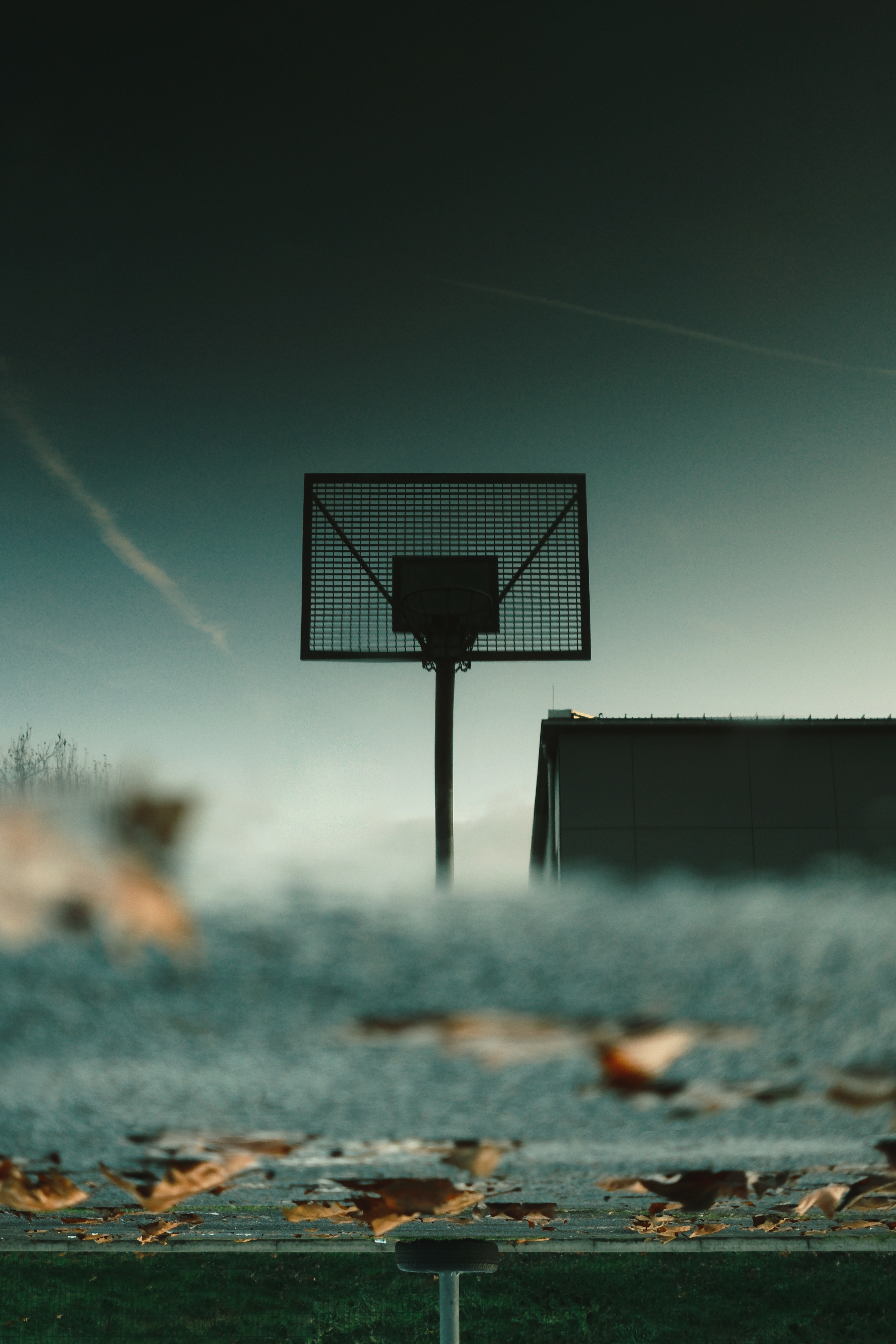 The upside down 3 pointer line