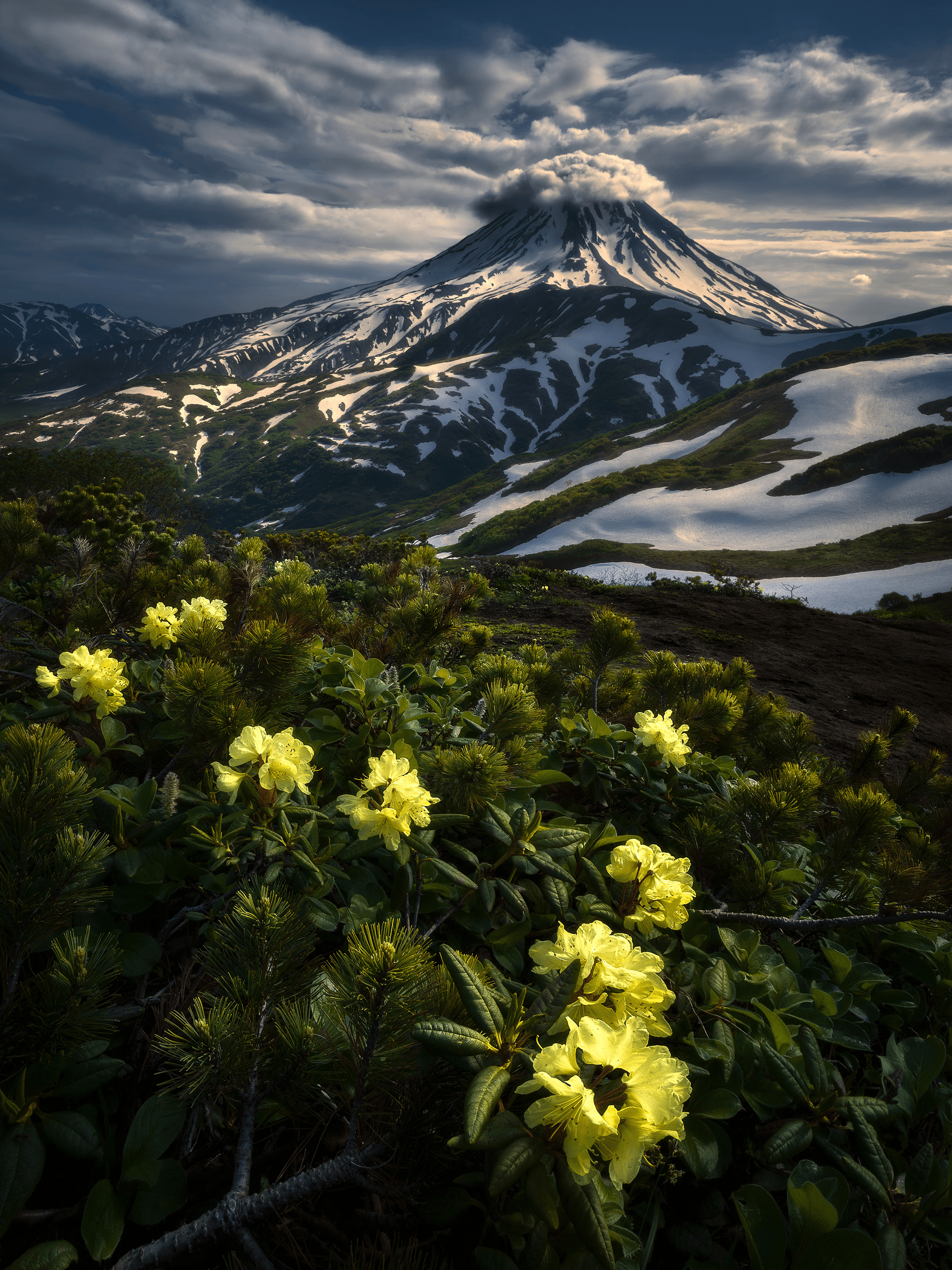 Kamchatka the Abyss of Earth #1 