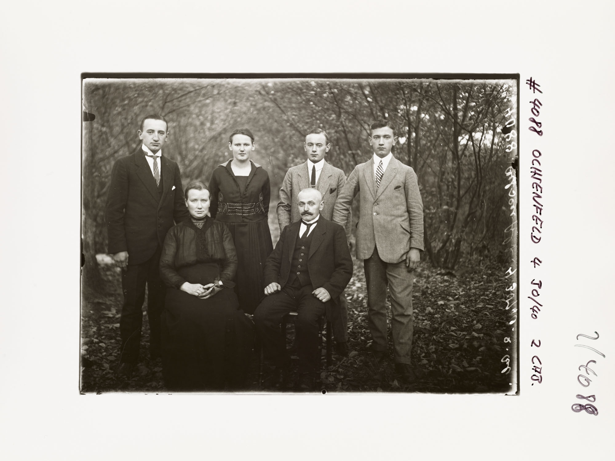 #806